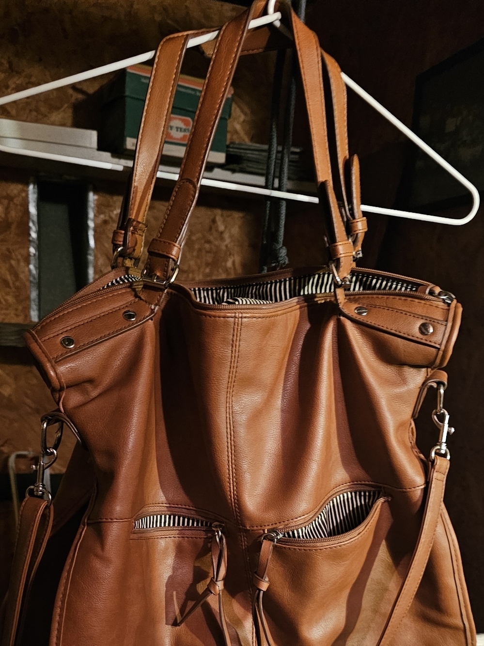 Women's Tan Leather Tote Bag - Stylish Everyday Shoulder Bag